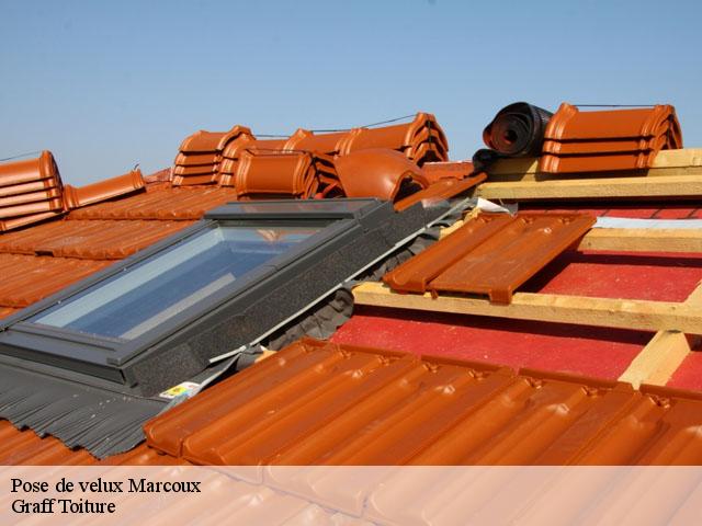 Pose de velux  marcoux-42130 Graff Toiture